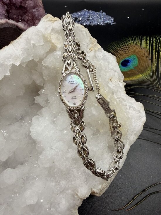 Michael Anthony 14K White Plumb Gold Diamonds Mother of Pearl Watch Swiss Quartz main image 14